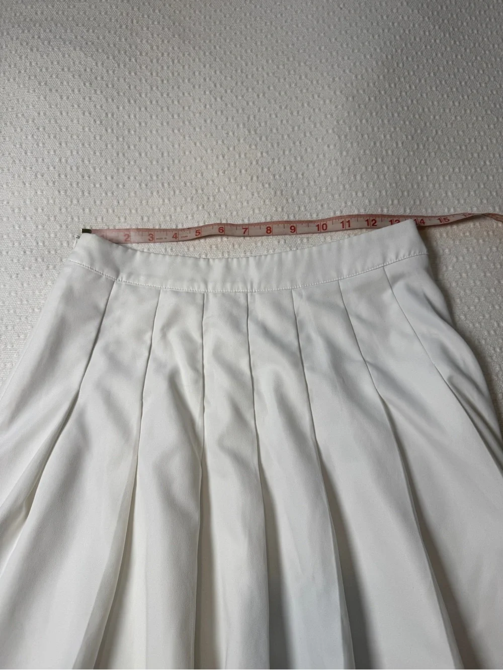 SHEIN White Pleated Circle Skater Mini Skirt Size 6 Medium
